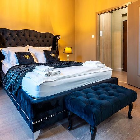 Apartamenty Przy Dworcu Пшемишъл Екстериор снимка