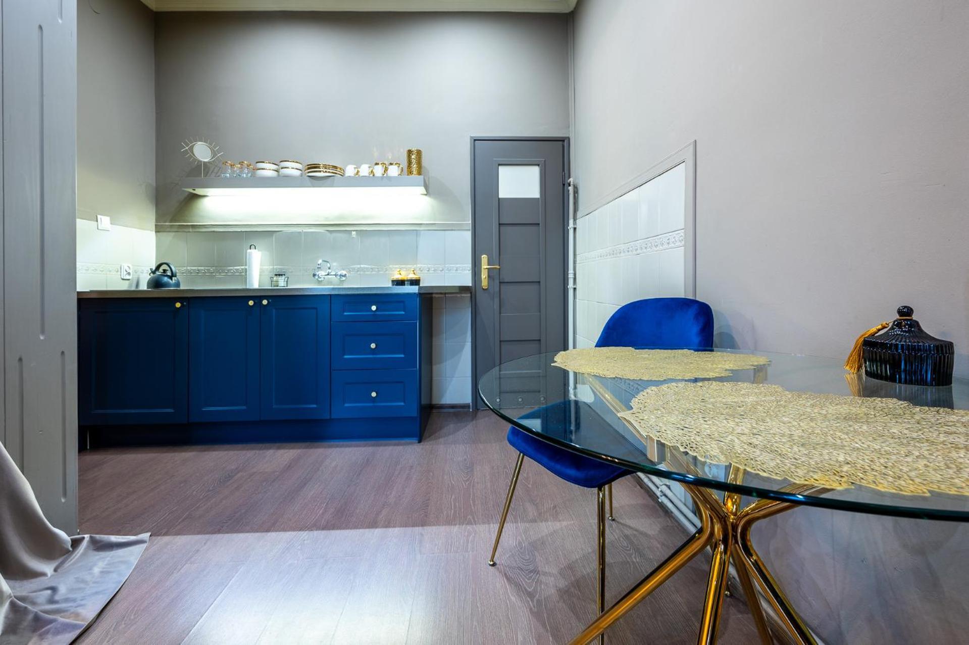 Apartamenty Przy Dworcu Пшемишъл Екстериор снимка